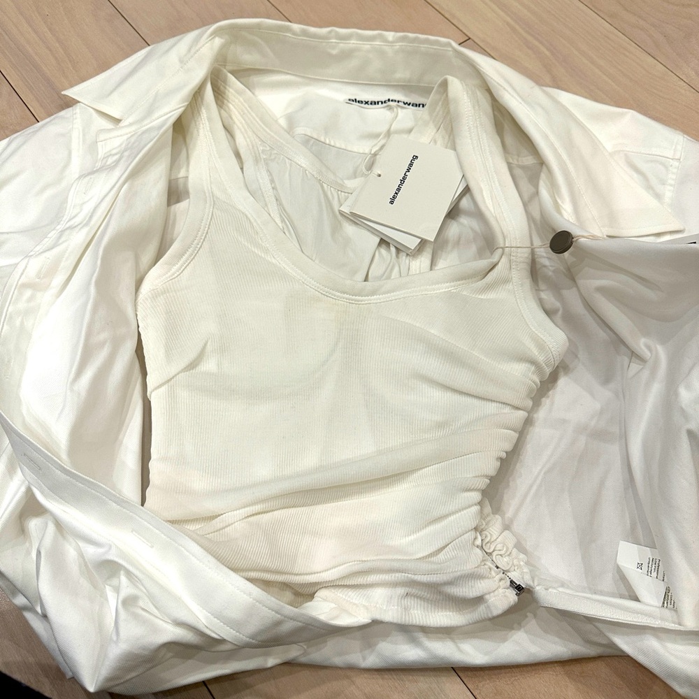 New with tags Alexander Wang White Falling Shoulder Cut Off Sleeve Top Sz 10